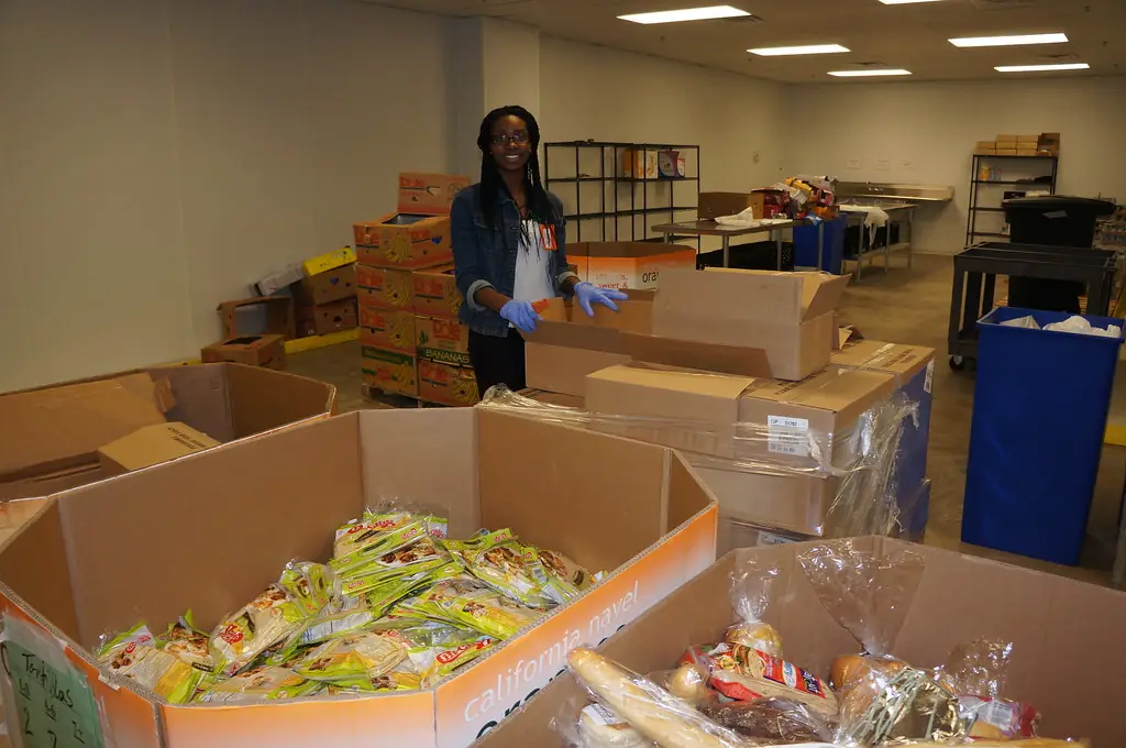 A volunteer at a food bank
